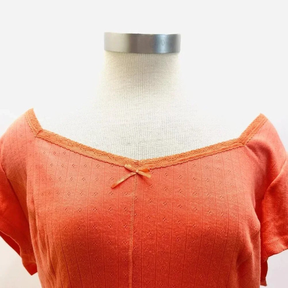 NWT SO GOODS FOR LIFE Juniors Short Sleeve Pullover V-Neck Orange Cropped Top 2X - Picture 2 of 10
